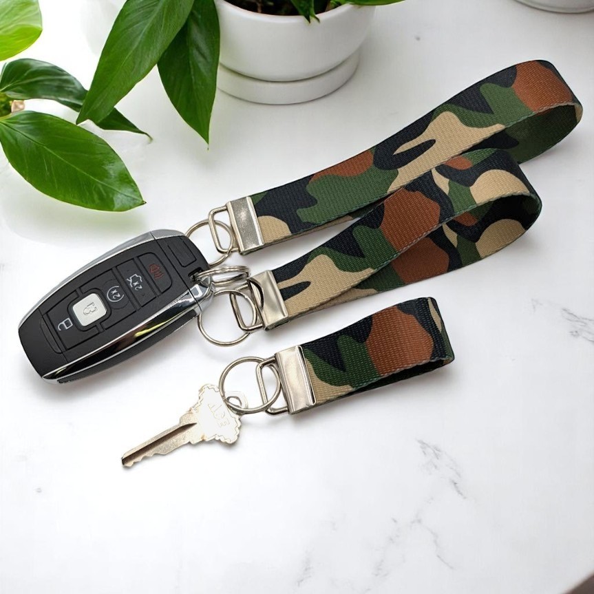 Camouflage Camo Key Chain Keychain Wristlet Key Fob Hunter Military Lanyard