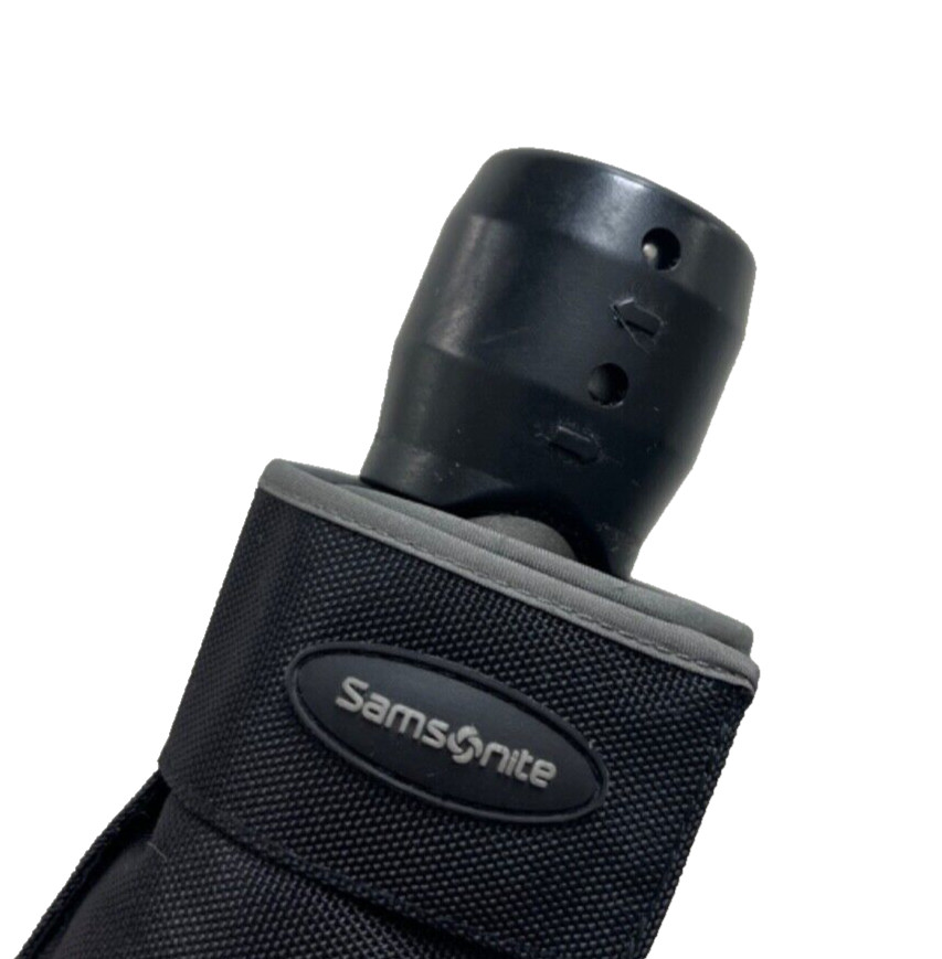 Samsonite Compact Auto Open Auto Close Umbrella with Safe Lock Handle