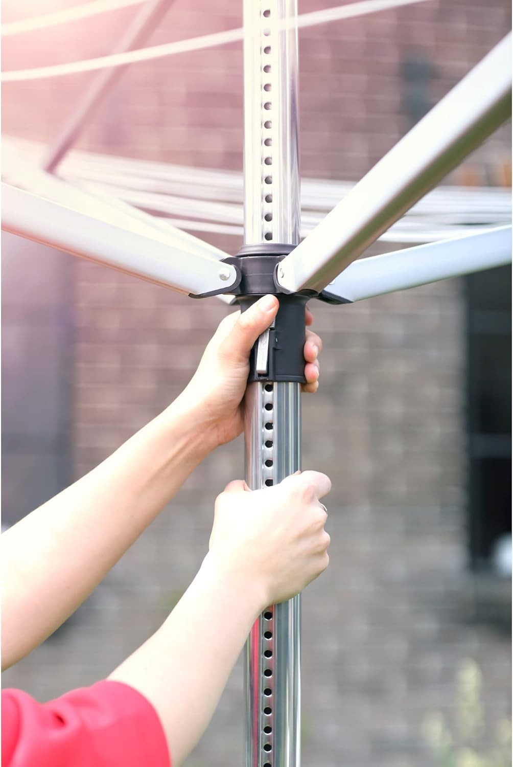 Superior 197ft Height-Adjustable Outdoor Clothesline with Cover & Ground Spike