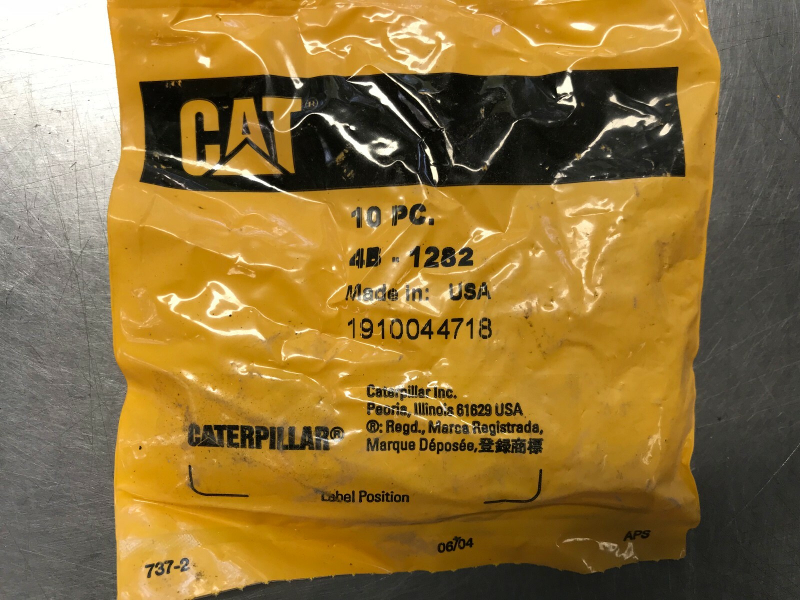 4B1282  GENUINE CAT  SCREWS    QTY of 2 Screws   Caterpillar  4B-1282