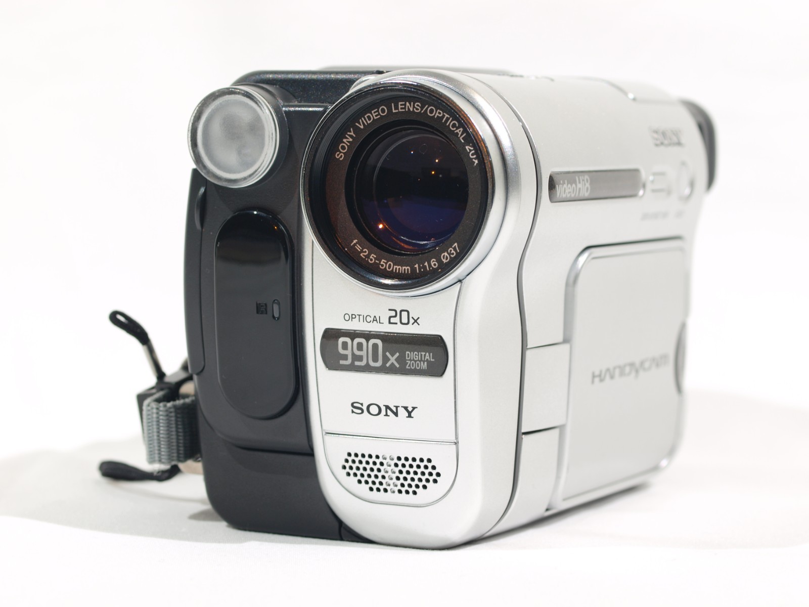 Sony Handycam CCD-TRV238E Hi8 SD Handheld Camcorder 20x/990x 2.5in LCD