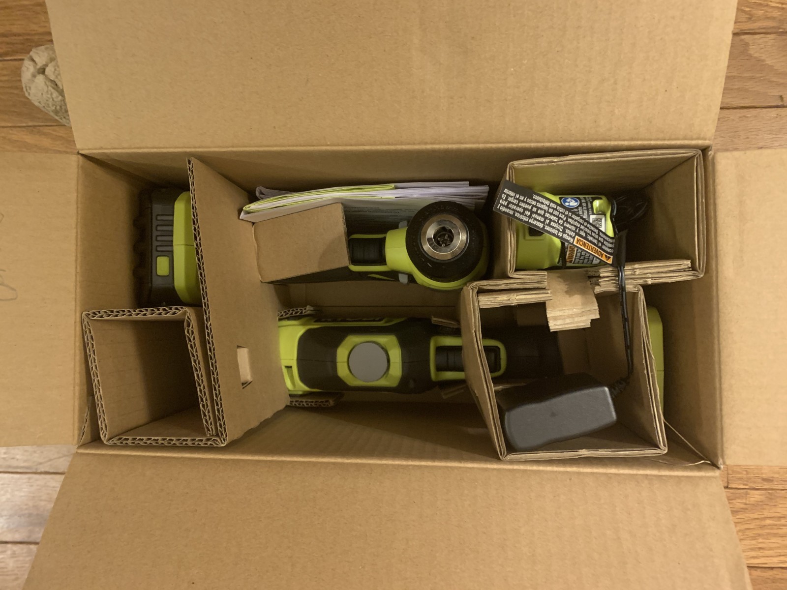 RYOBI DRILL & MULTI-TOOL COMBO KIT w/BATTERY, CHARGER & ACCESSORIES FREE SHIP