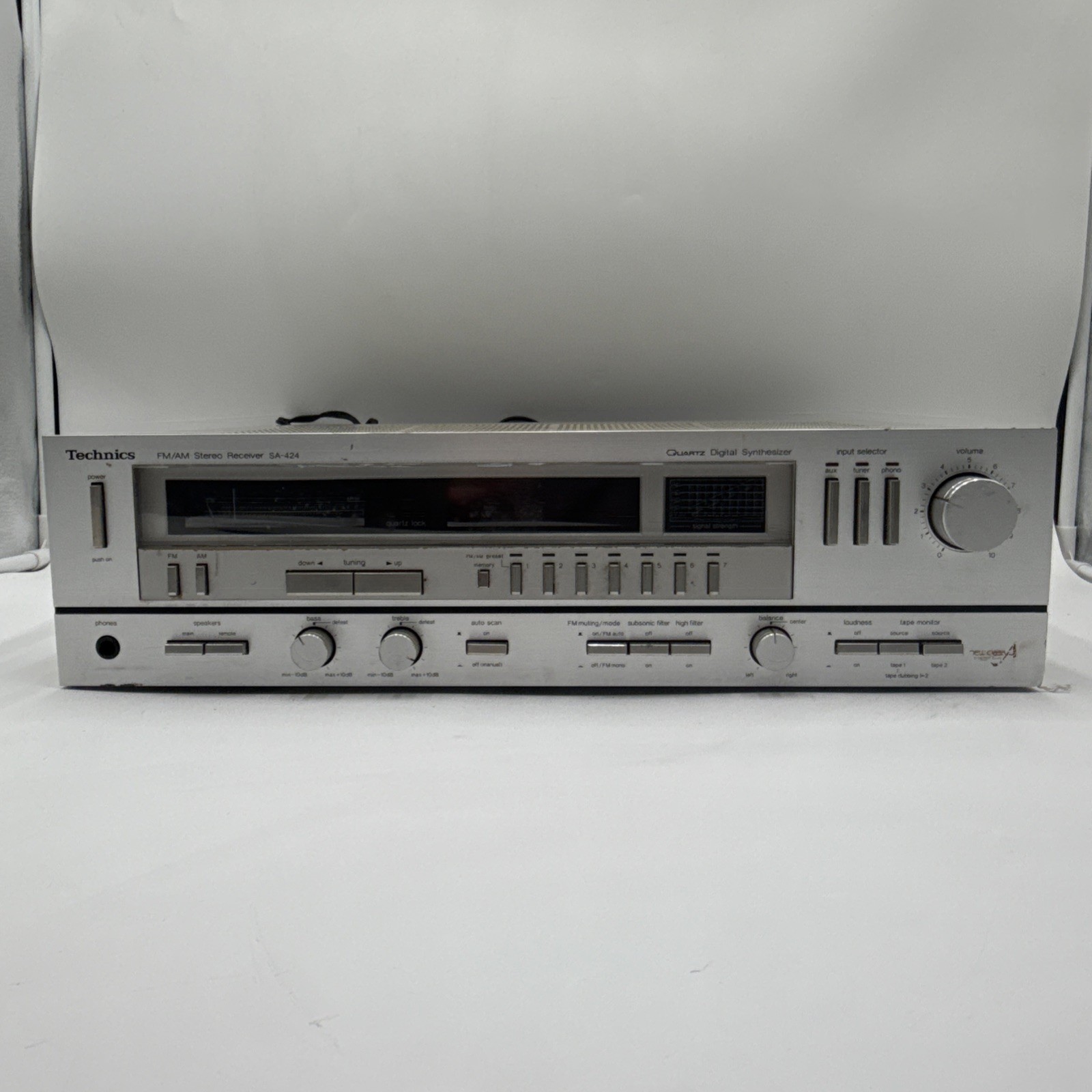 Technics SA-424 Quartz Digital AM/FM Stereo Silver Receiver Tested FREE SHIPPING