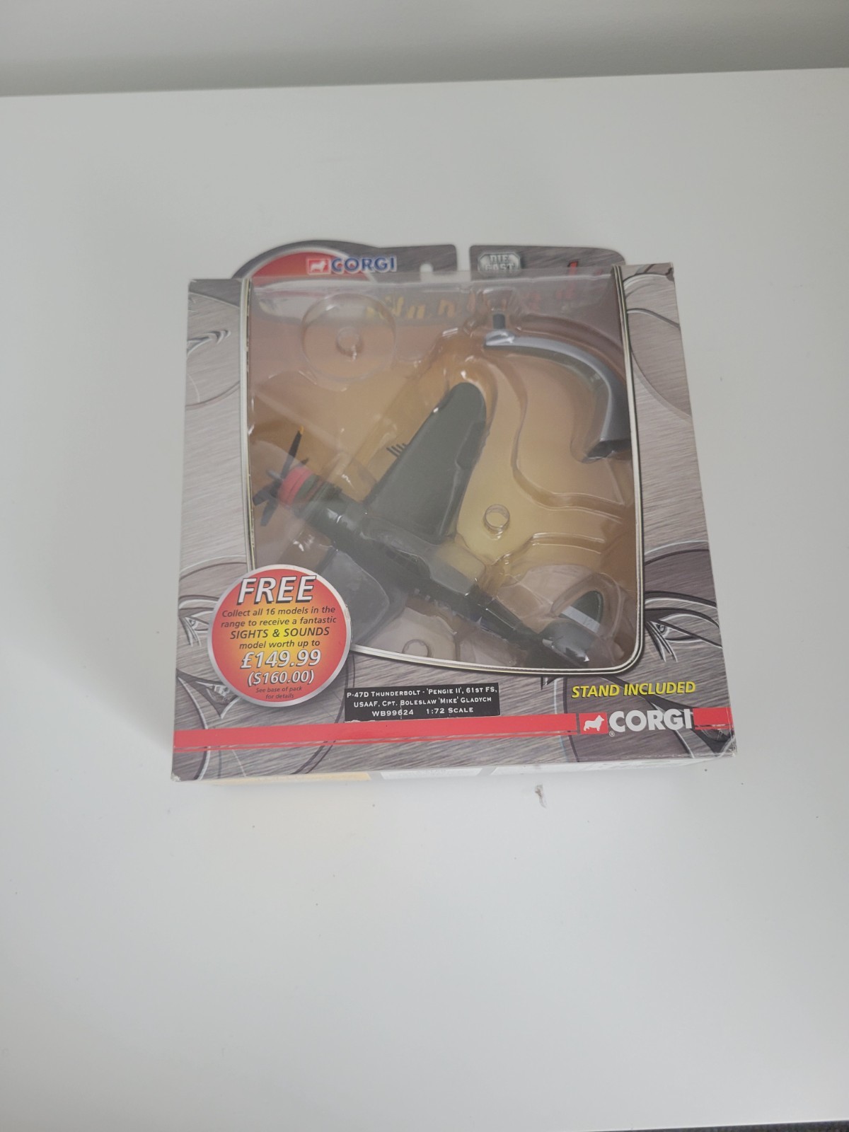 Corgi Warbirds P-47D Thunderbolt’Pengie II’ USAAF Captain B Mike Gladych WB99624