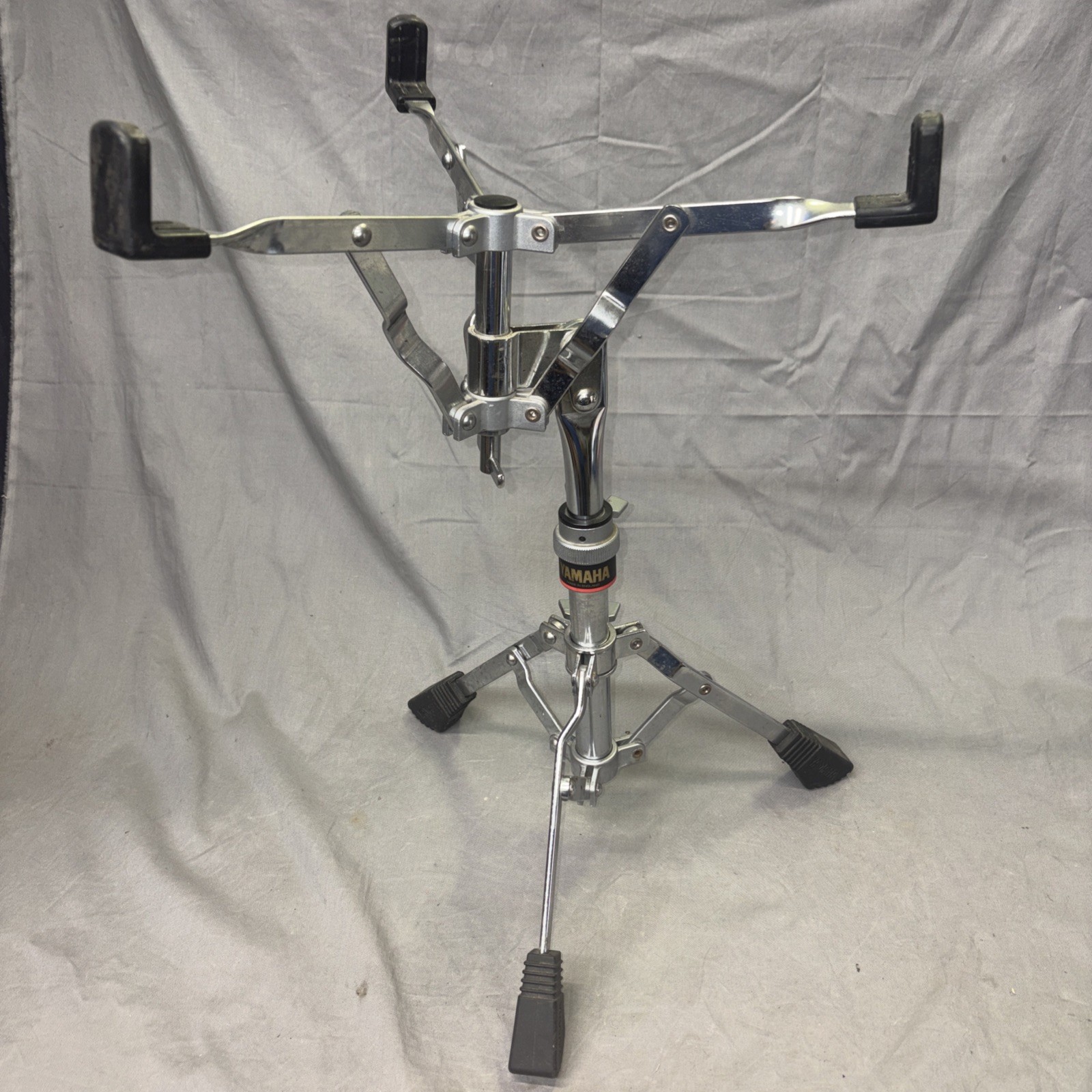 Used Vintage Yamaha Snare Drum Stand Black/Red Label Mfg - England- Good