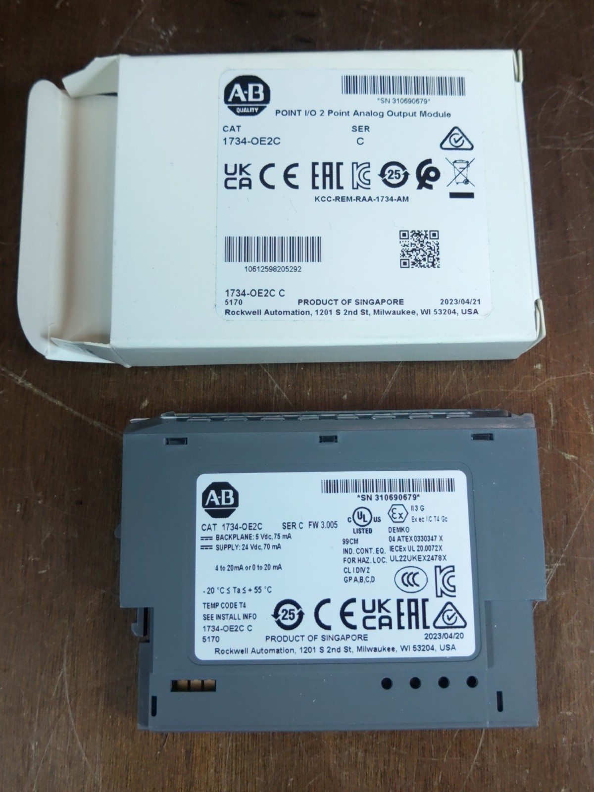 New Allen Bradley 1734-OE2C POINT I/O 2 Point Analog Output Module In Box