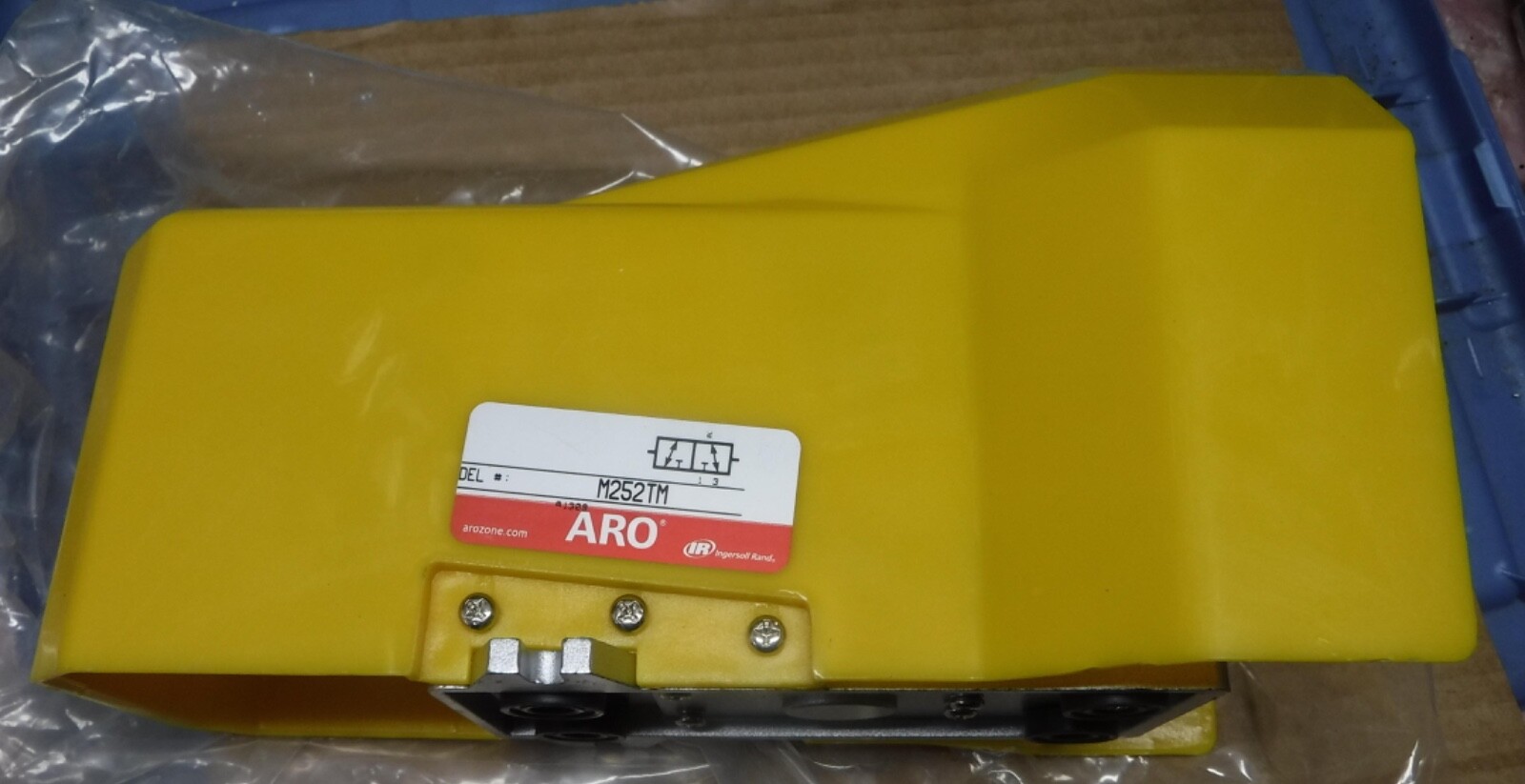 ARO M252TM   FOOT SWITCH    UNINSTALLED CONDITION     FREE SHIPPING