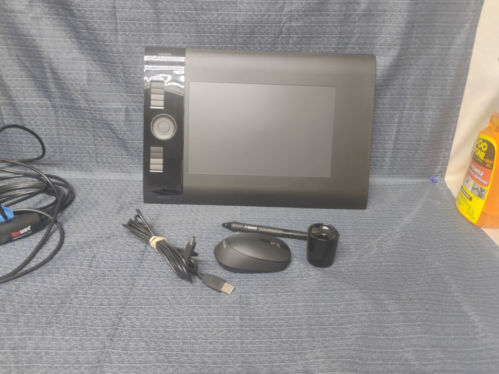 Wacom Intuos4 Medium Professional Graphics Tablet, PTK-640