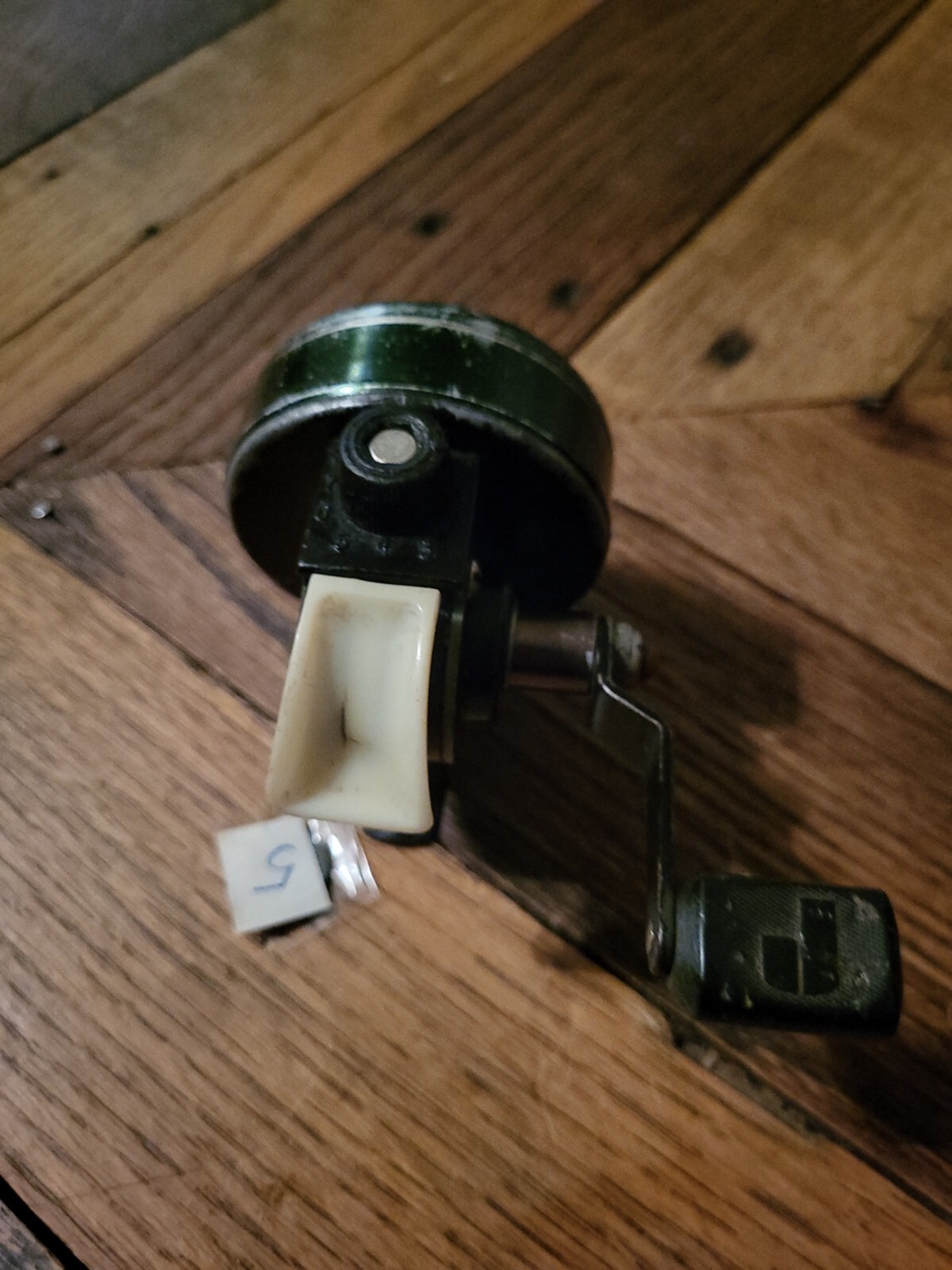 Johnson Century Model No 100B Spin Cast Reel - Made in USA