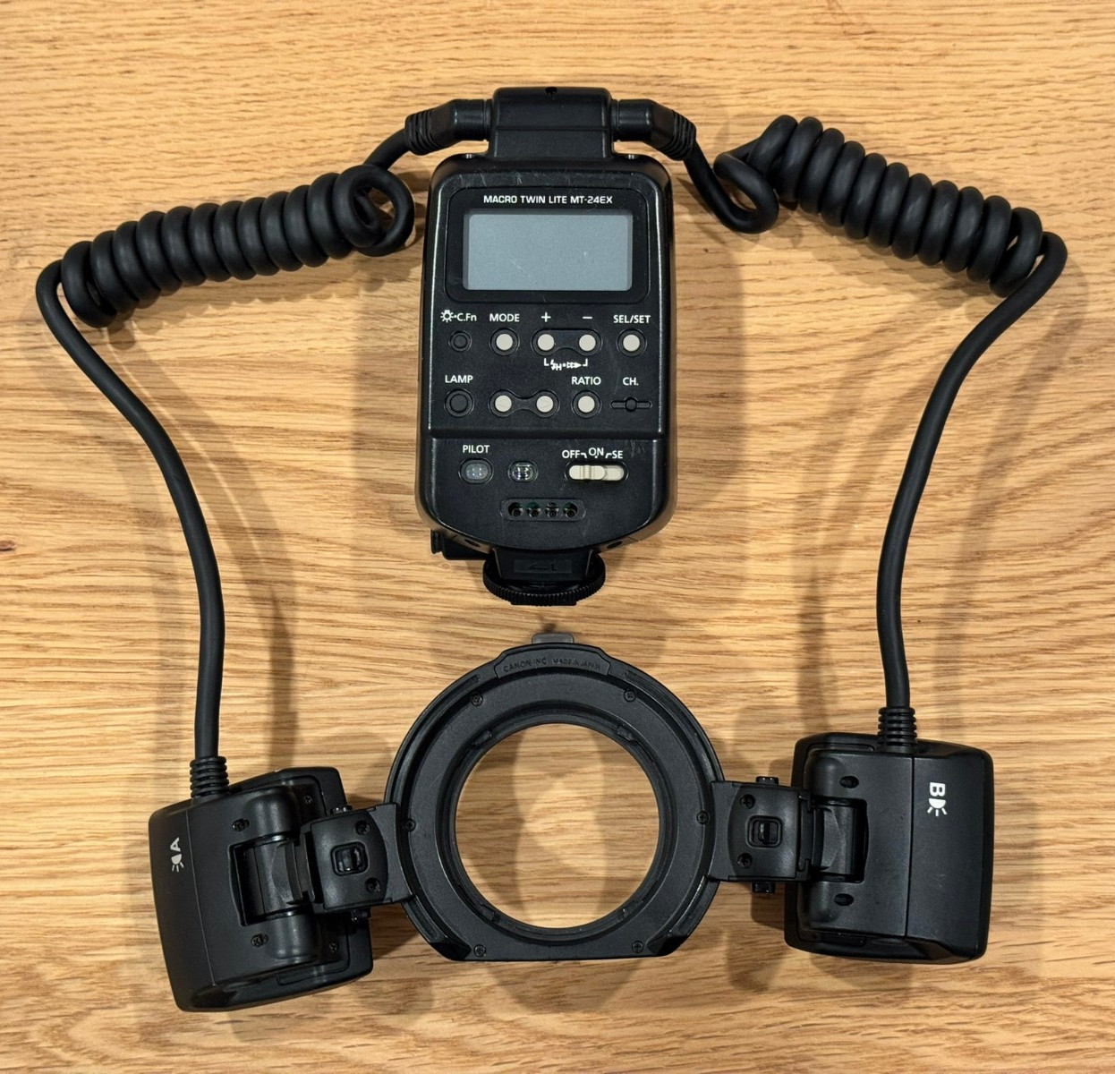Macro Twin Lite MT-26EX-RT Flash for Canon - Tested Working