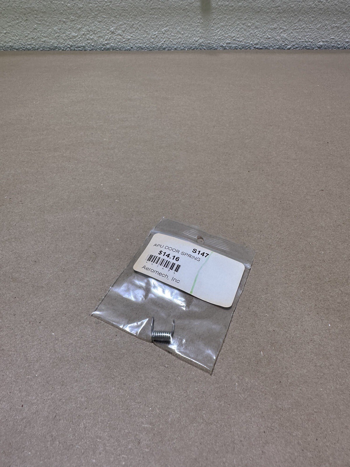 APU Door Spring S147 (1863)