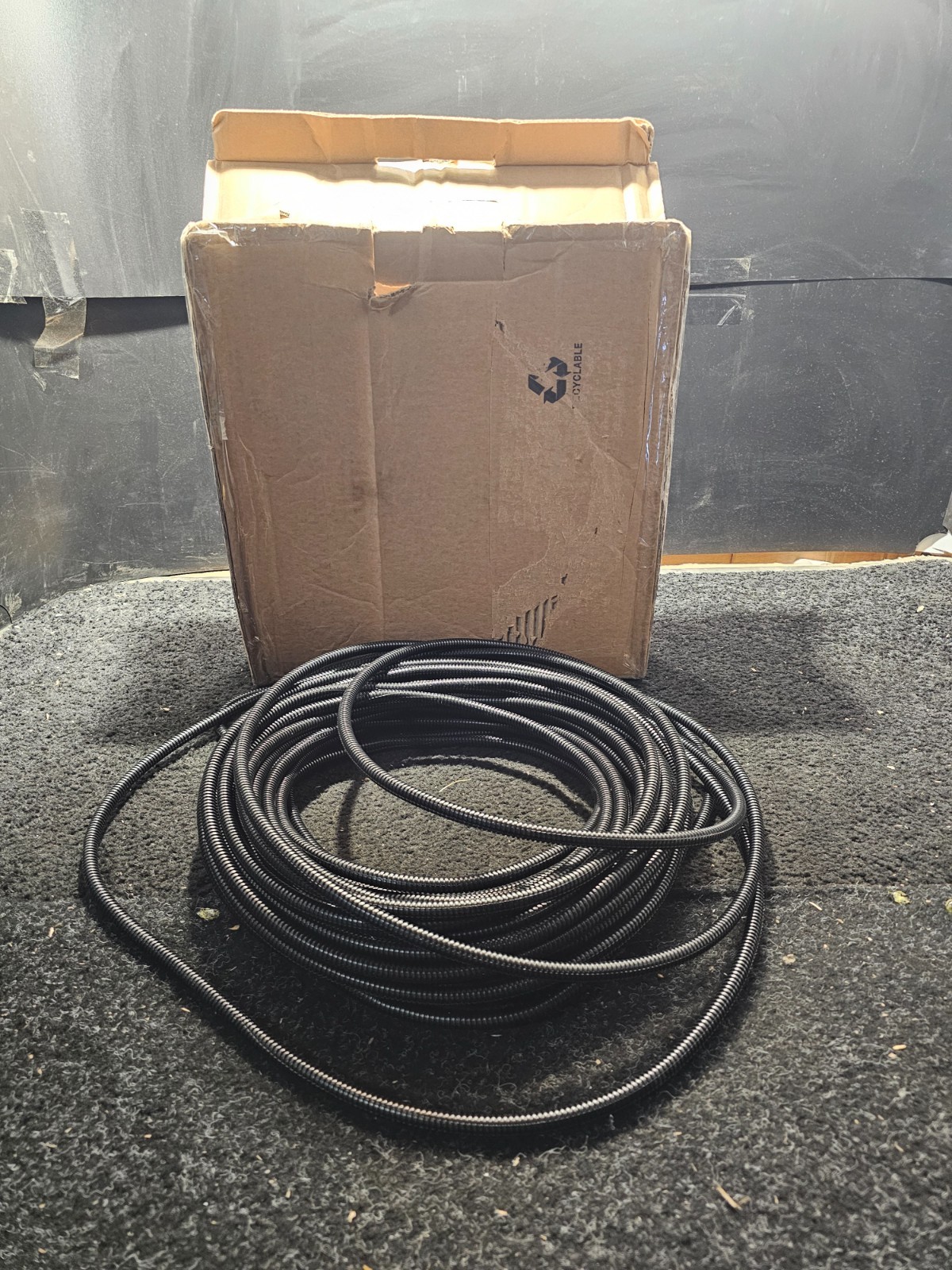 Panduit CLT25F-C20 Slit Wall Corrugated Loom Tubing Black 100' Feet