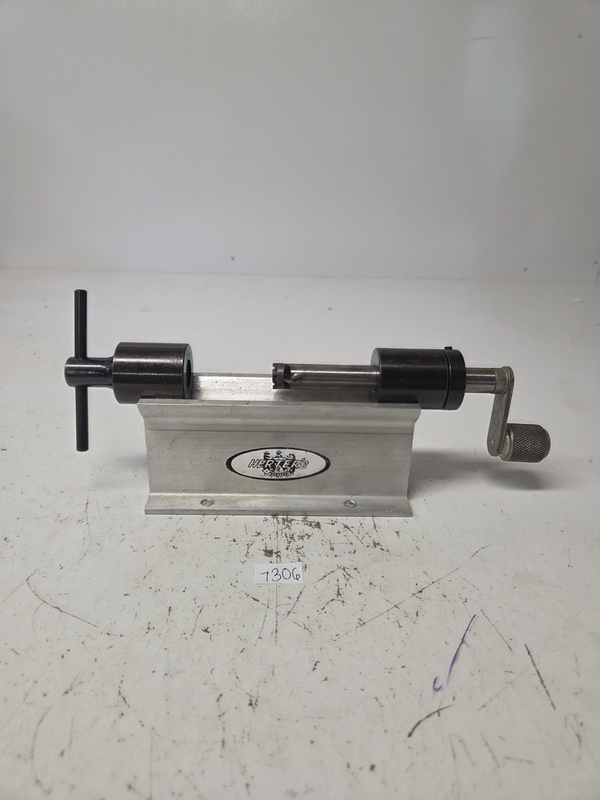 Herter's Case Trimmer w/#1 Collet & .30cal Chamfer & Deburring Pilot