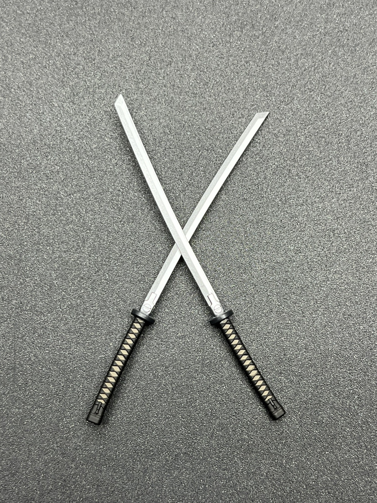 SH Figuarts Deadpool & Wolverine Marvel MCU Fodder Swords
