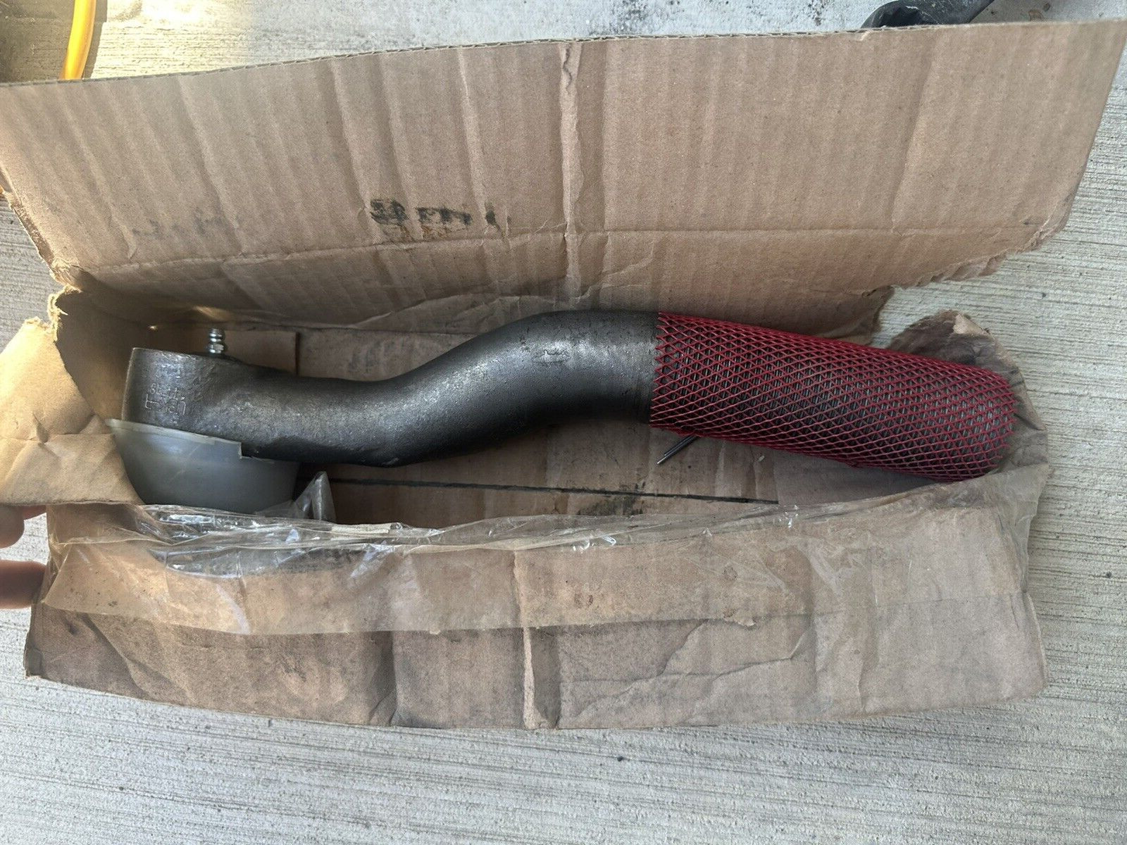 85112008 GENUINE VOLVO TIE ROD END NOS OEM RH!