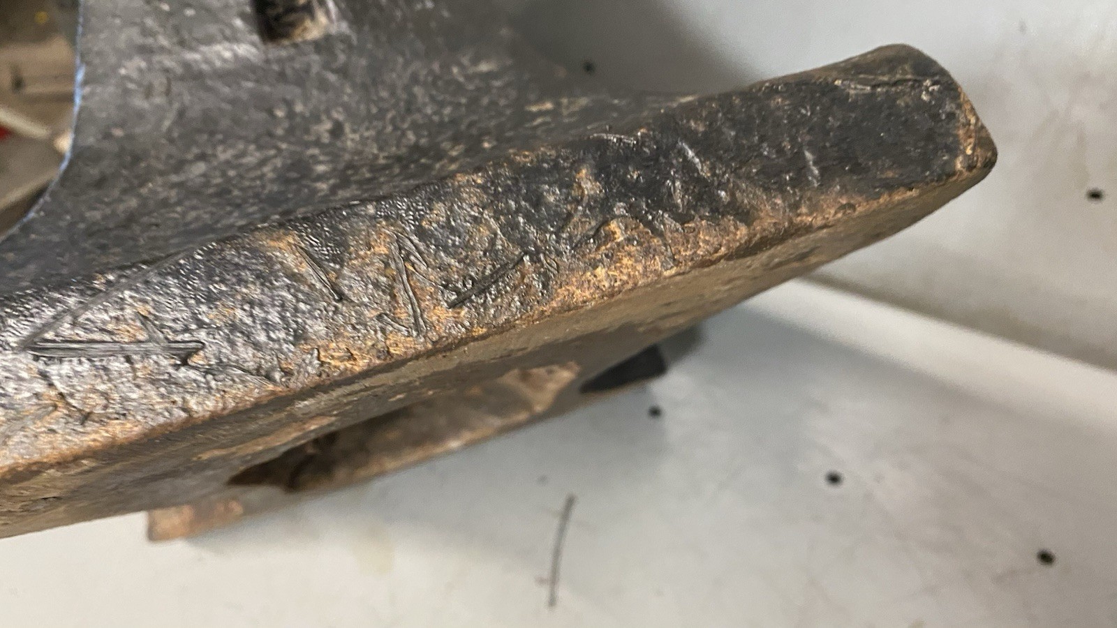 Vintage ACME Blacksmith Anvil 98 Lbs