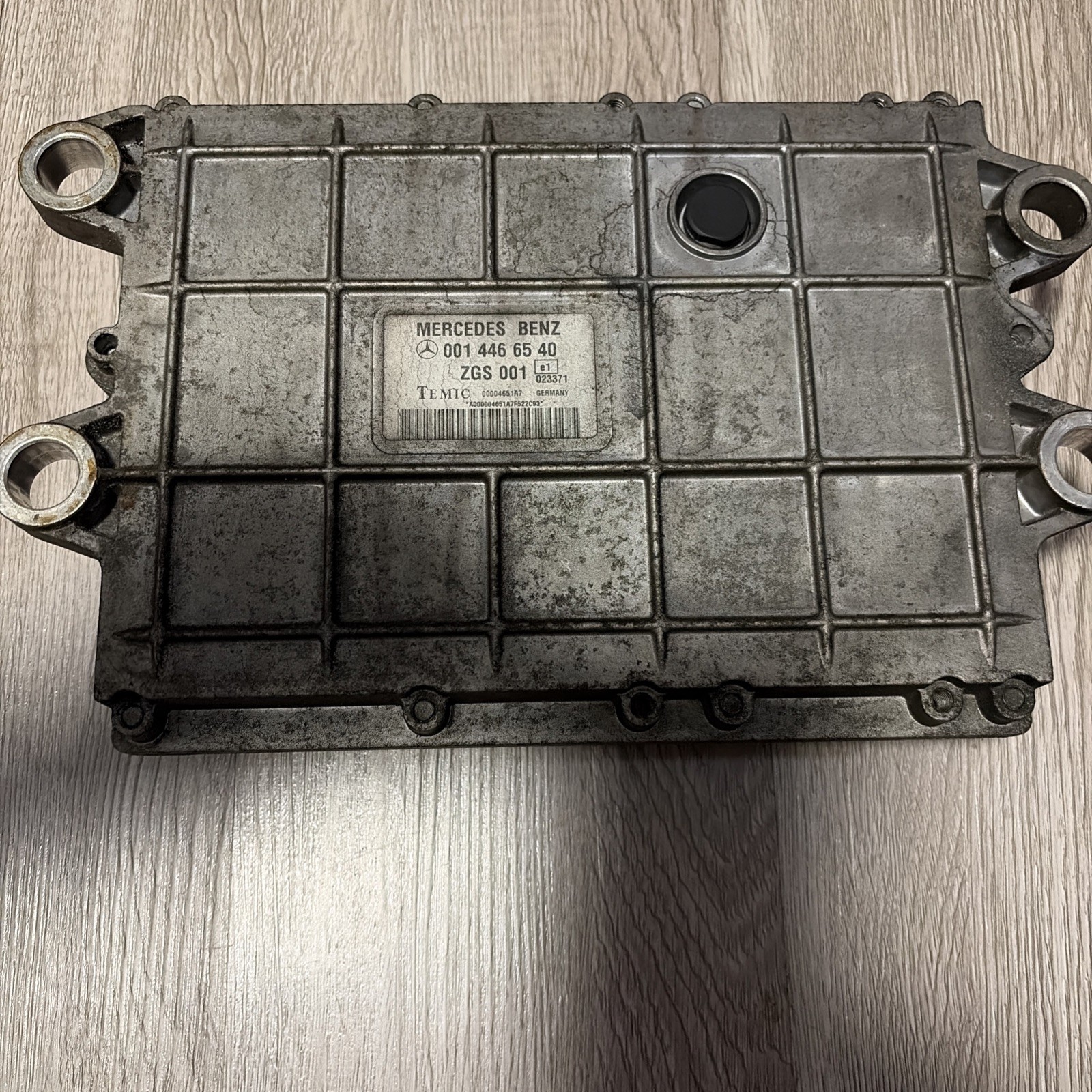 OEM 2005 Mercedes Benz OM924LA Engine Control Module, ECM, ECU, 0014466540