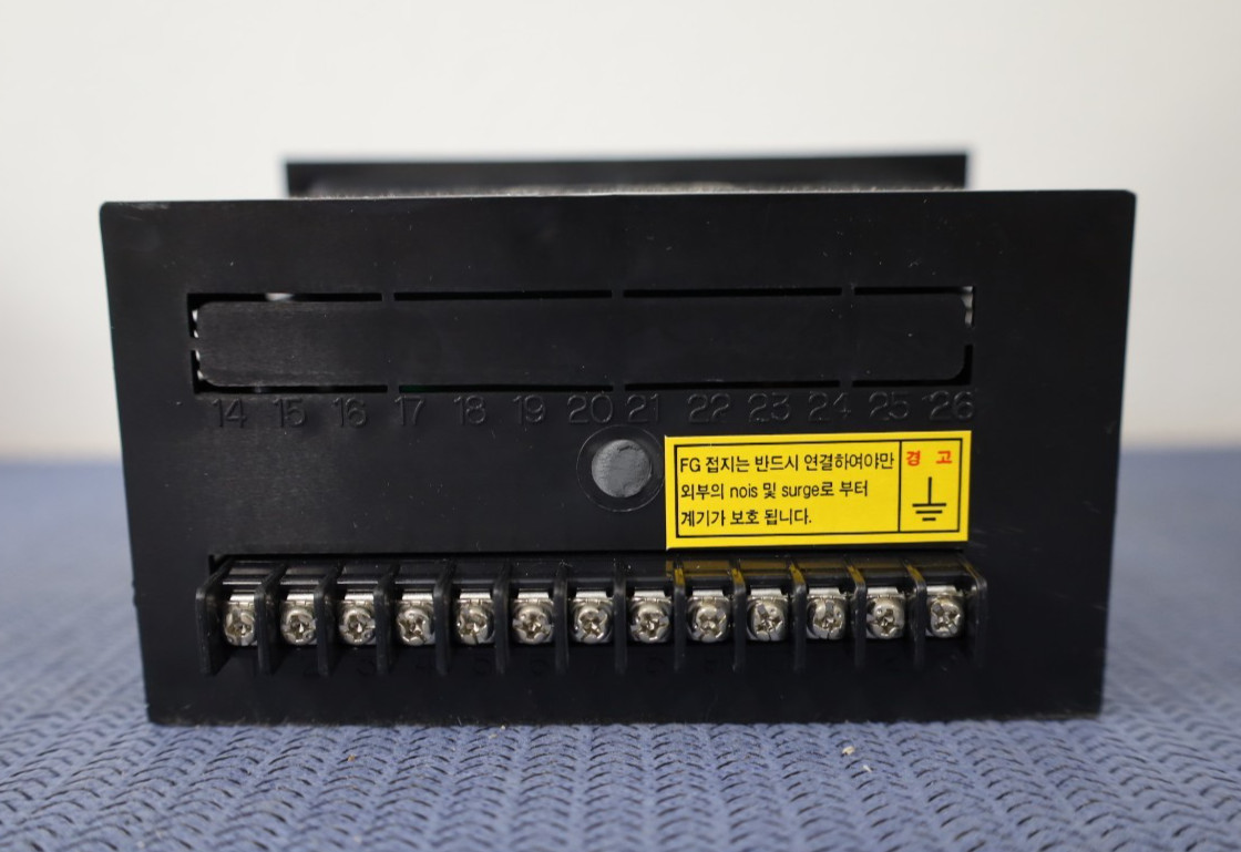 Myng Sung H-100T Temperature Indicator Panel Meter