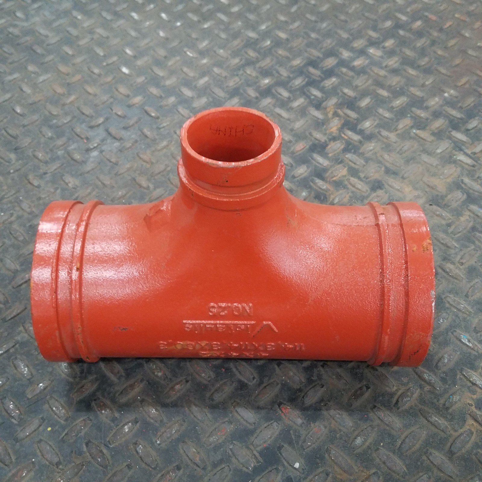 Victaulic No. 25 4"x4"x2" Reducing Tee - USED