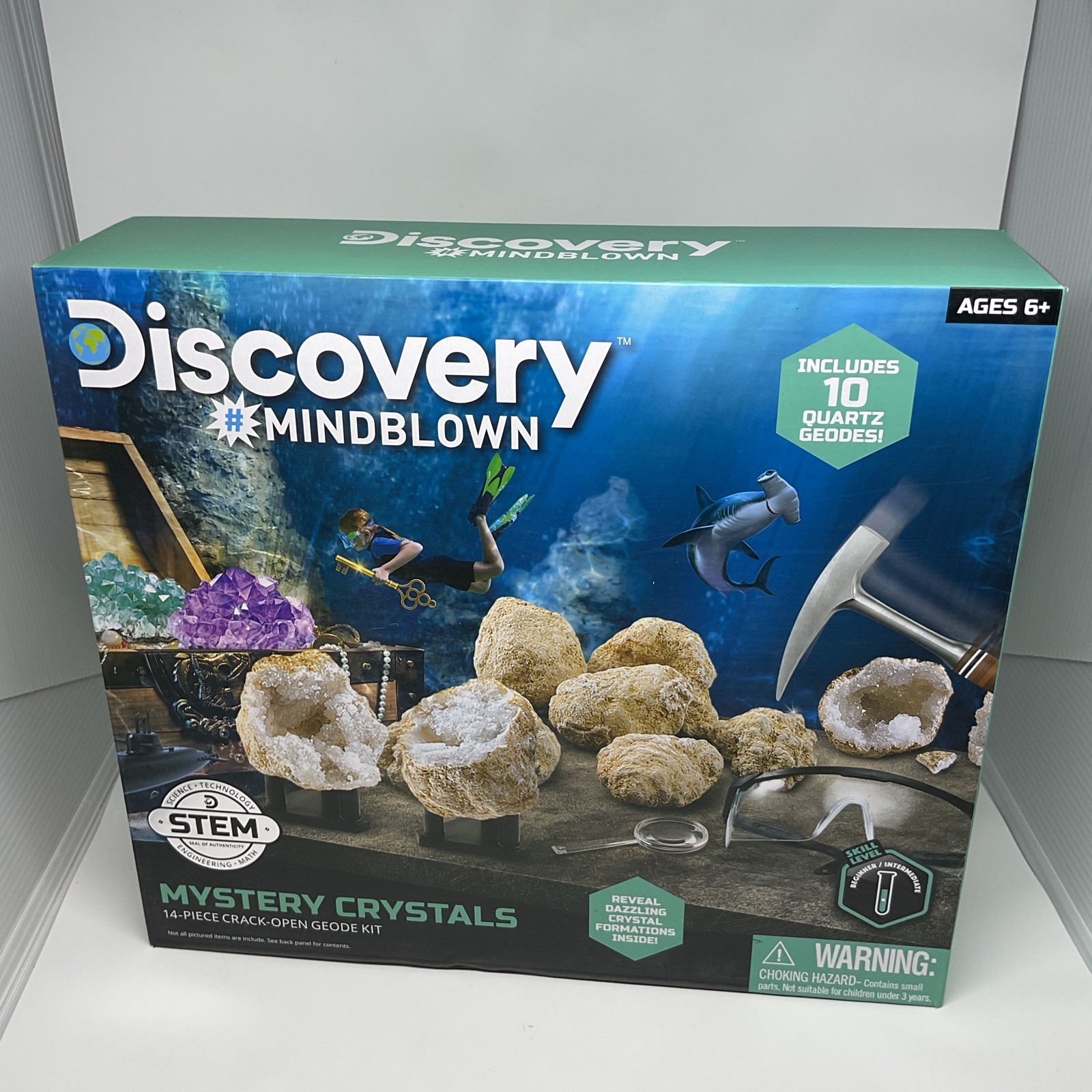 New Discovery MindBlown Mystery Crystals Geodes - STEM