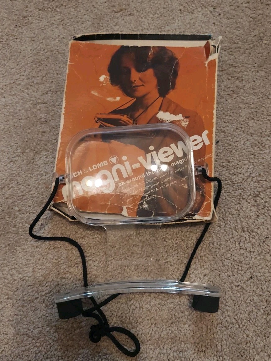 Bausch and Lomb Vintage Magni Viewer And Around The Neck Magnfier with Box