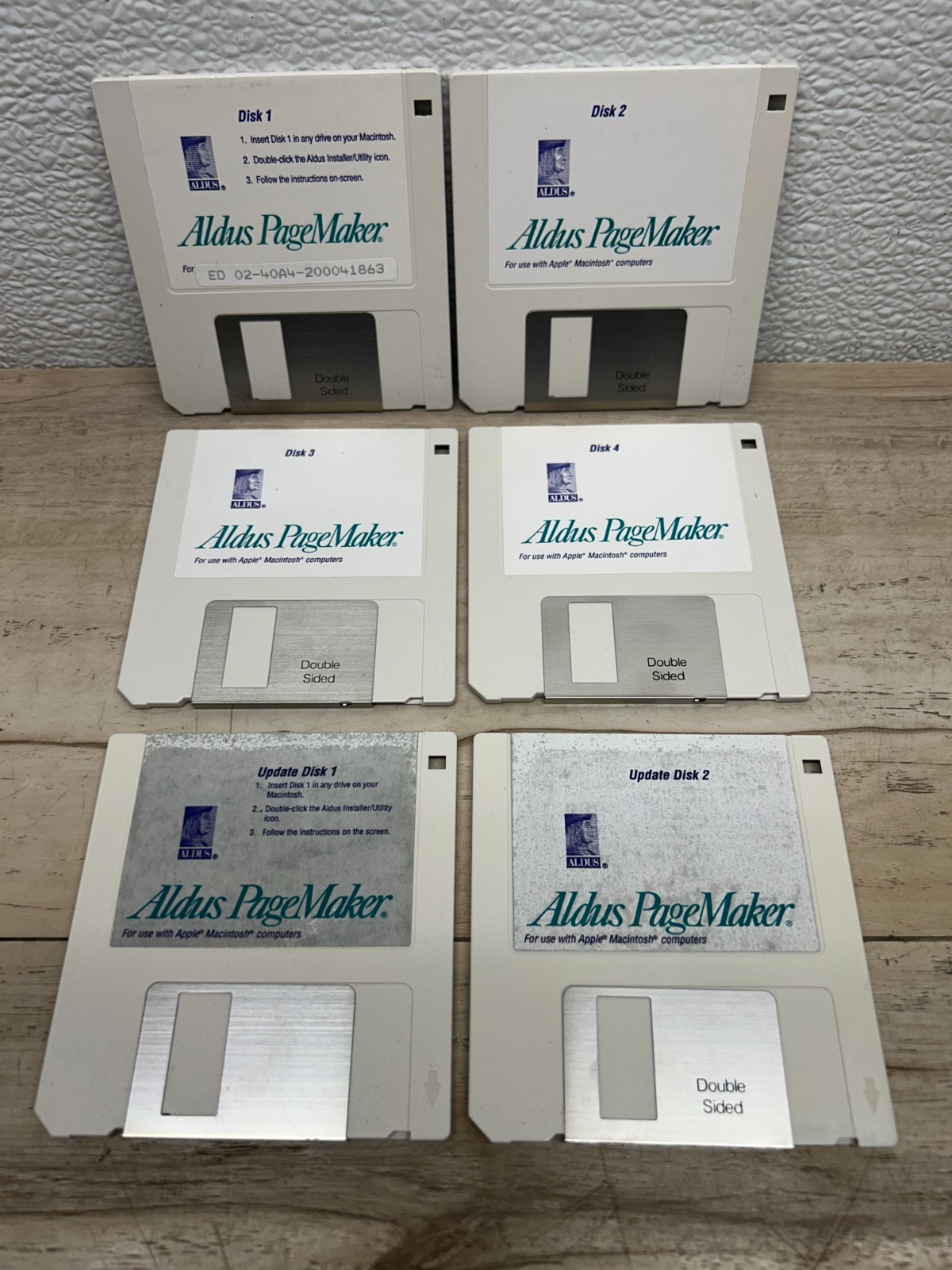 Apple Mac 1980s Aldus PageMaker 3.5" Floppy Disc Set Of 4 & Update Disc Set Of 2