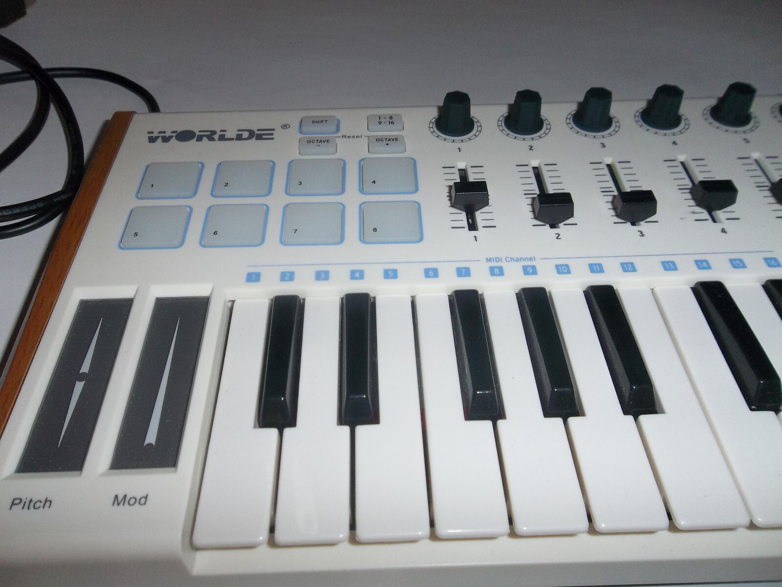 Portable Worlde TUNA MIDI Controller USB Keyboard Electronic Sound Controller