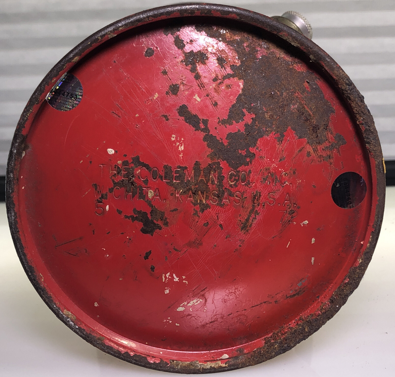 Coleman Model 200A Cherry Red Lantern Born 05/72