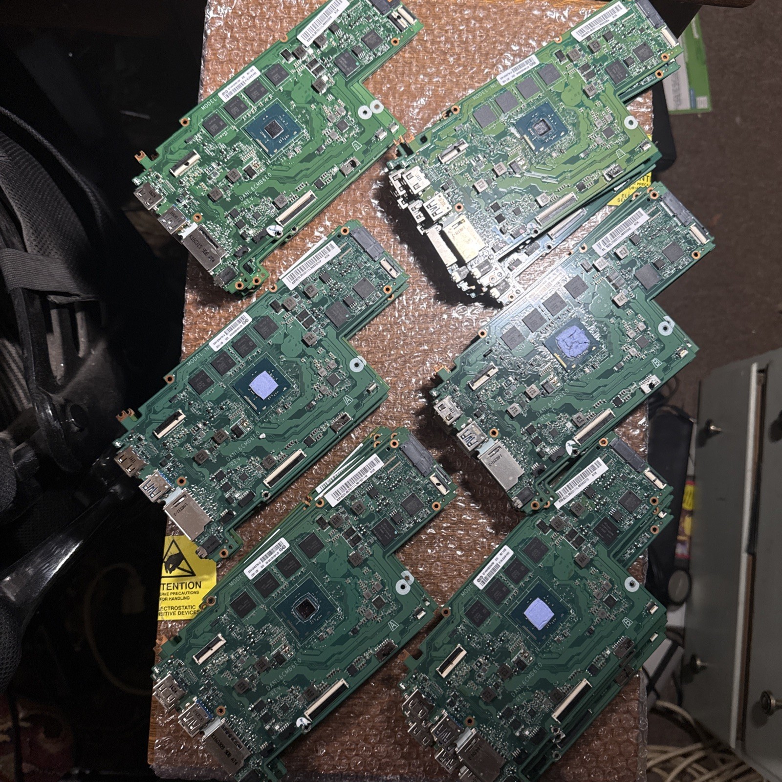Lot of 43 Lenovo Chromebook 11.6" N22 Intel N3050 1.6GHz Motherboard DANL6CMB6E0