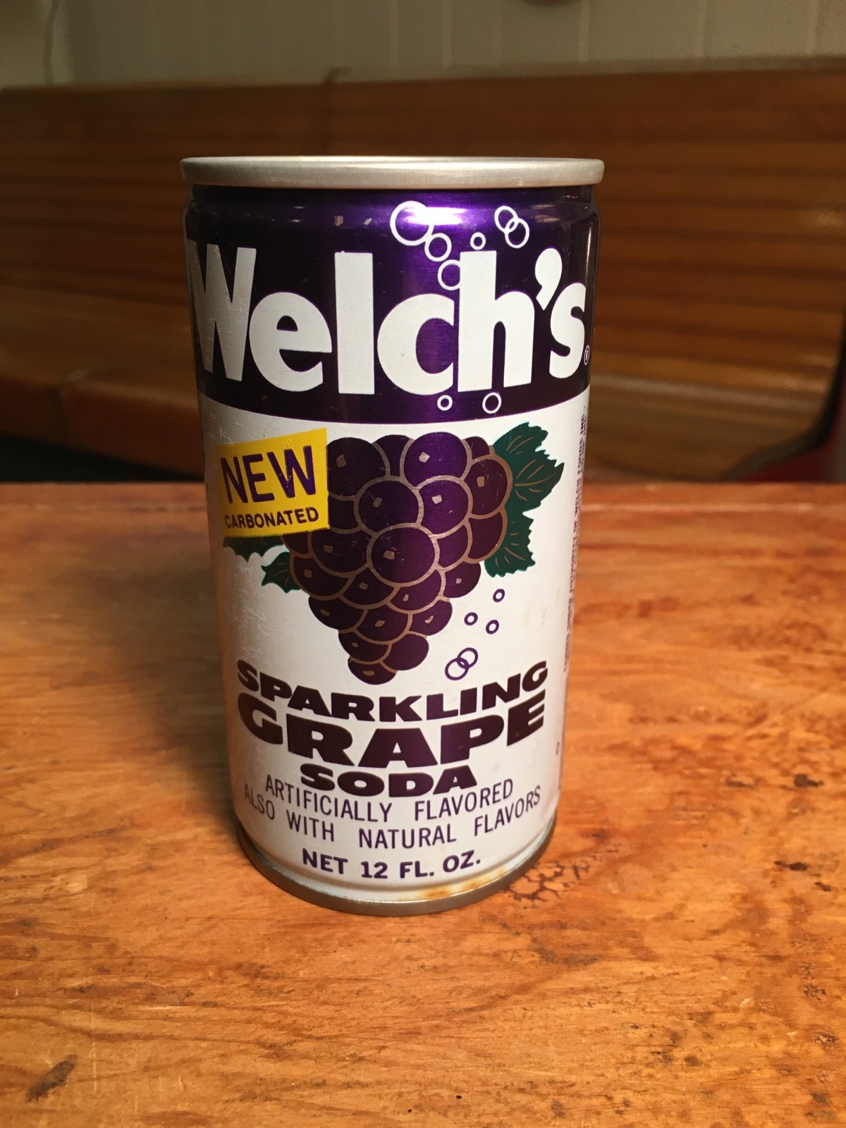 Welch's Sparkling Grape Vintage Soda Can