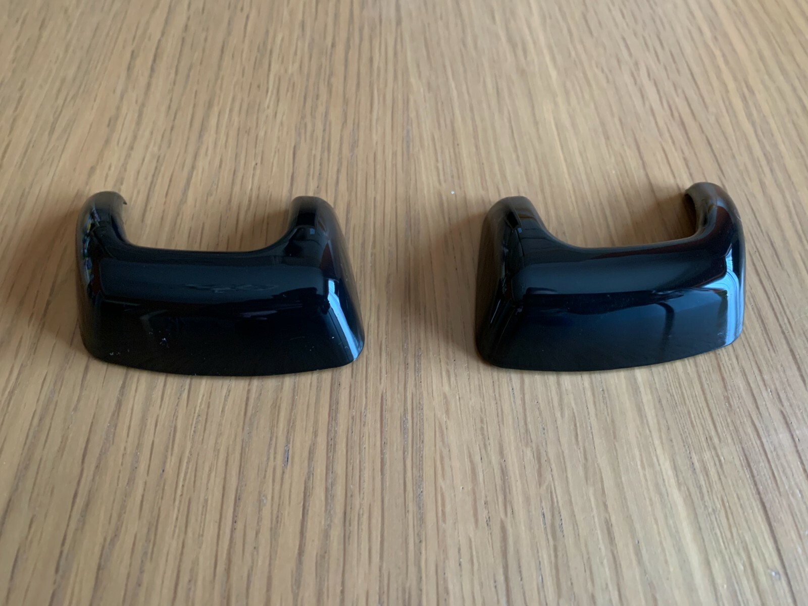 GLOSS BLACK NOZZLE HEADLIGHT BUMPER JET COVERS FITS RANGE ROVER SPORT 2005-09