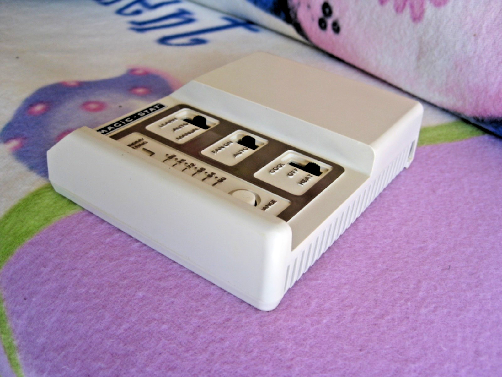 Magic-Stat Model-S2 Thermostat Made by Quad Six Inc