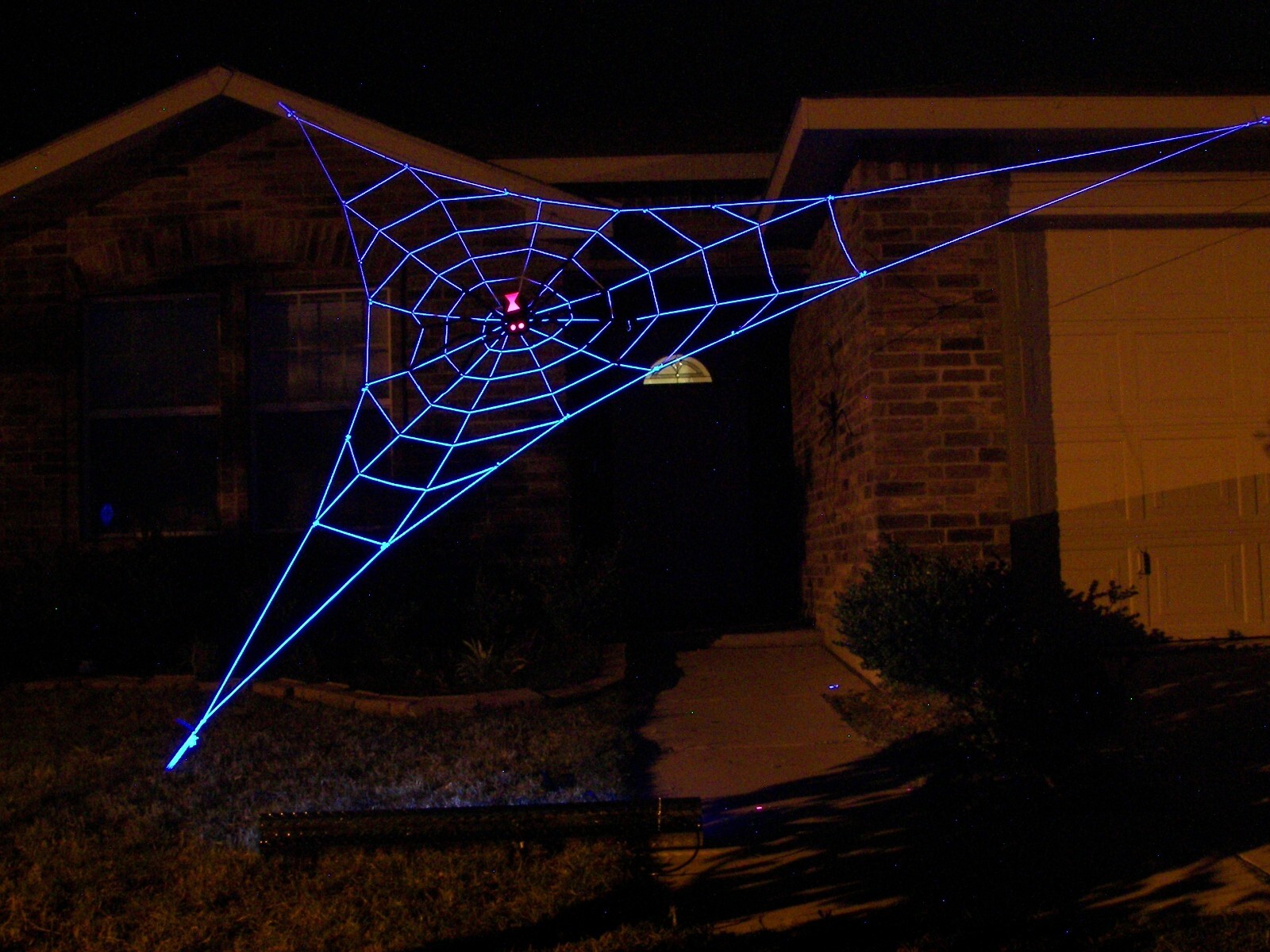20 ft Almost Giant GlowWeb Rope Spider Web UV Glow Outdoor Halloween House Prop
