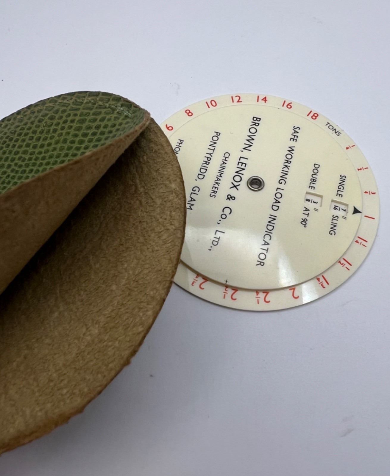 Vintage Brown Lenox Co. Chain Makers Safe Load Indicator Plastic Dial With Pouch