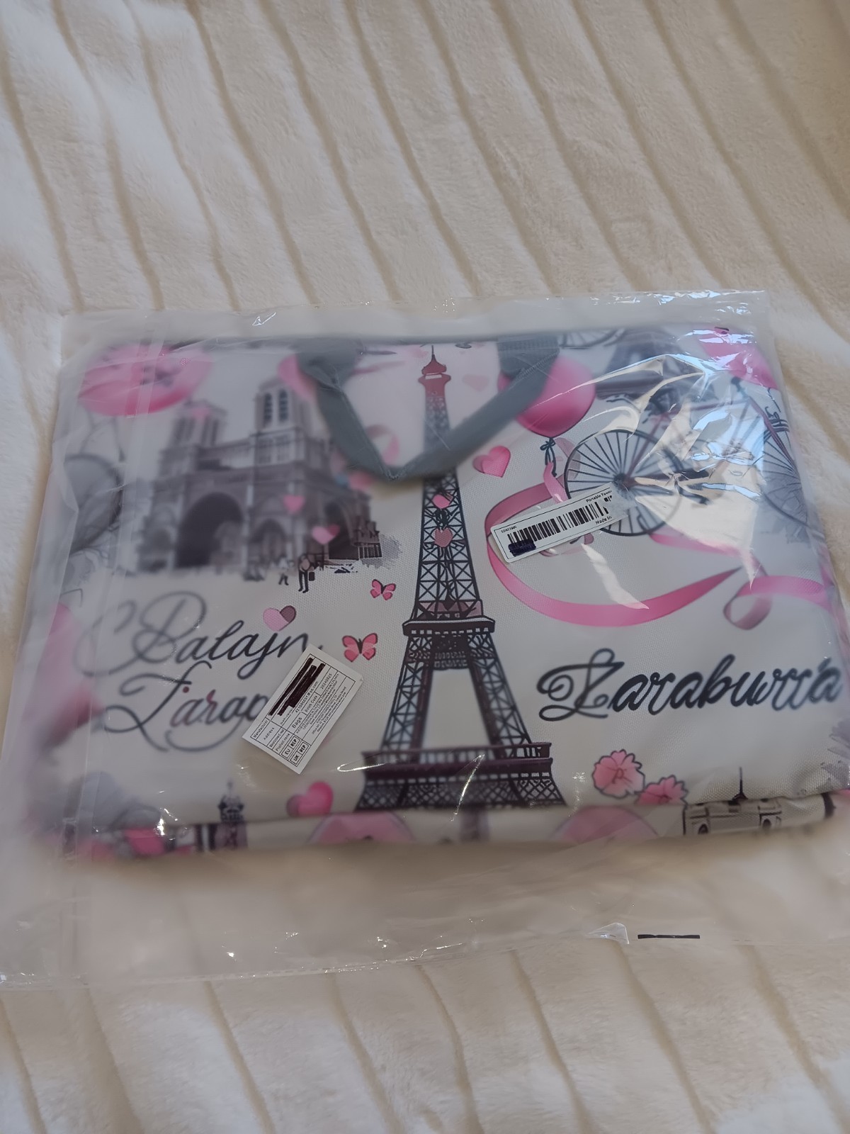 New laptop's case Eiffeil Towel