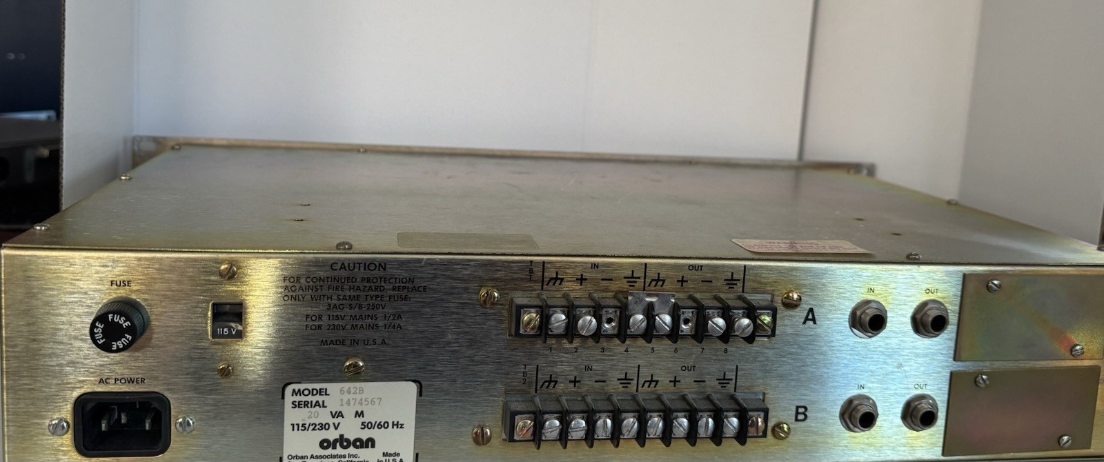 Orban 642B Dual Channel Rack-Mount Parametric Equalizer Notch Filter