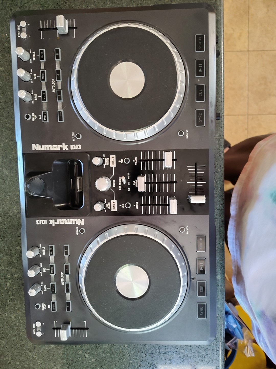 NUMARK iDJ3 DJ Controller, No PSU/Cords -