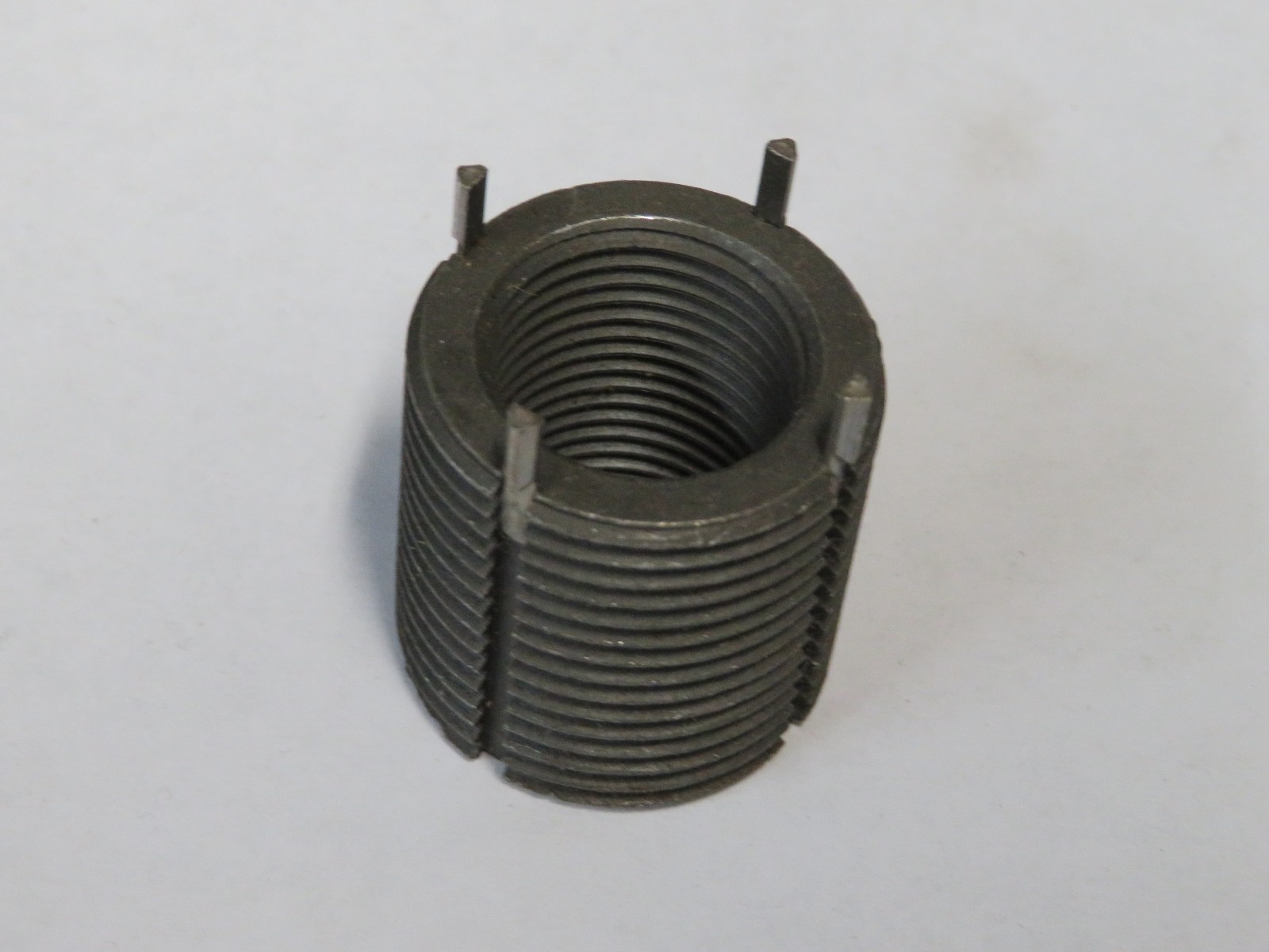 1 pcs RECOIL 7/8"-14 Threading Thread Locking Insert EDP 74142