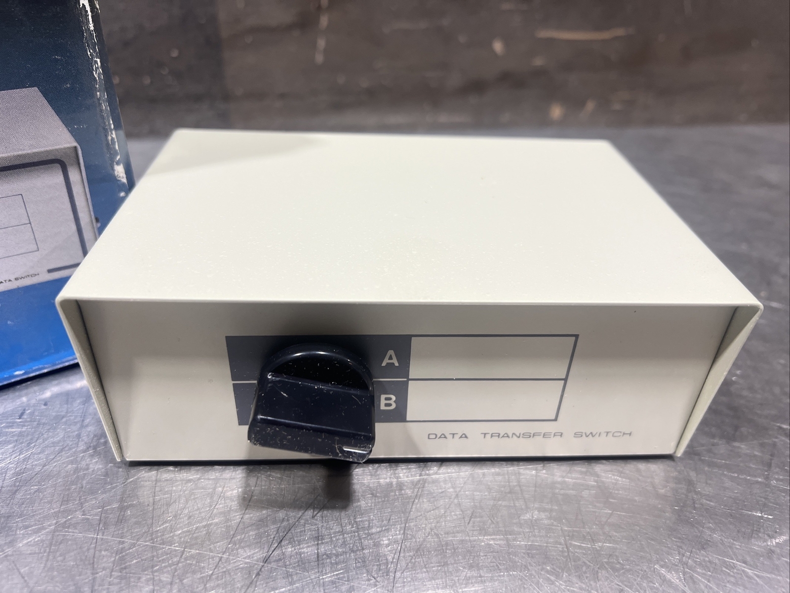 GC Electronics 45-2108 AB selector Data Transfer Switch Nos Surplus