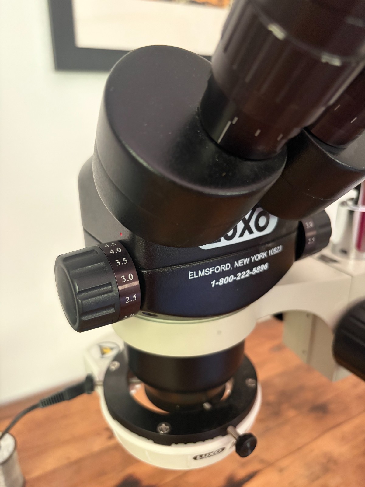 Luxo 273 Binocular ESD-safe Microscope With Articulating Arm - for manufacturing