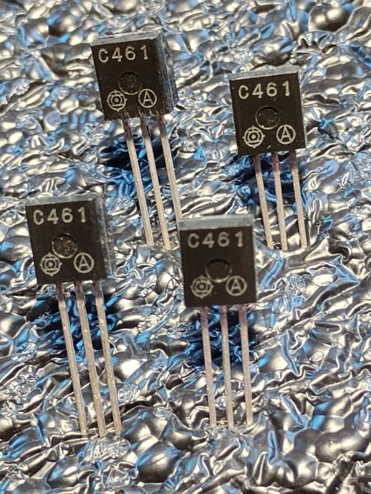 2SC461 NPN Hitachi transistors For VHF High Frequency Applications Qty-4