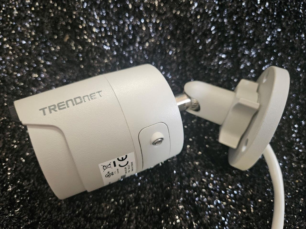 TRENDNET INDOOR/OUTDOOR 4MP H.625 WDR POE IR DAY/NIGHT NETWORK CAMERA TV-IP314PI