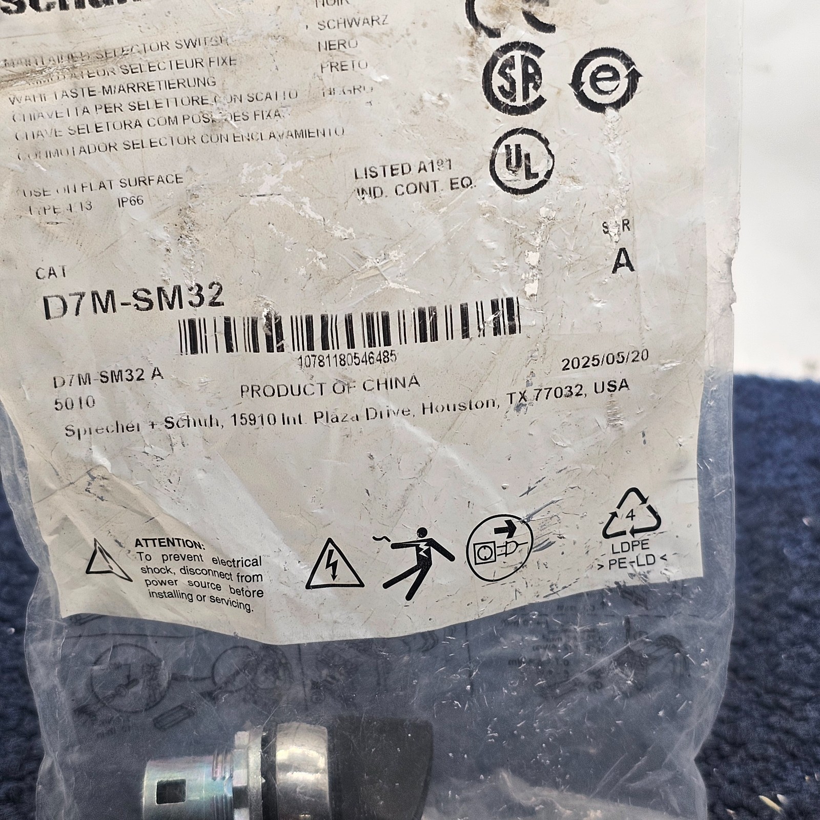 SPRECHER+SCHUH D7M-SM32: MAINTAINED SELECTOR SWITCH