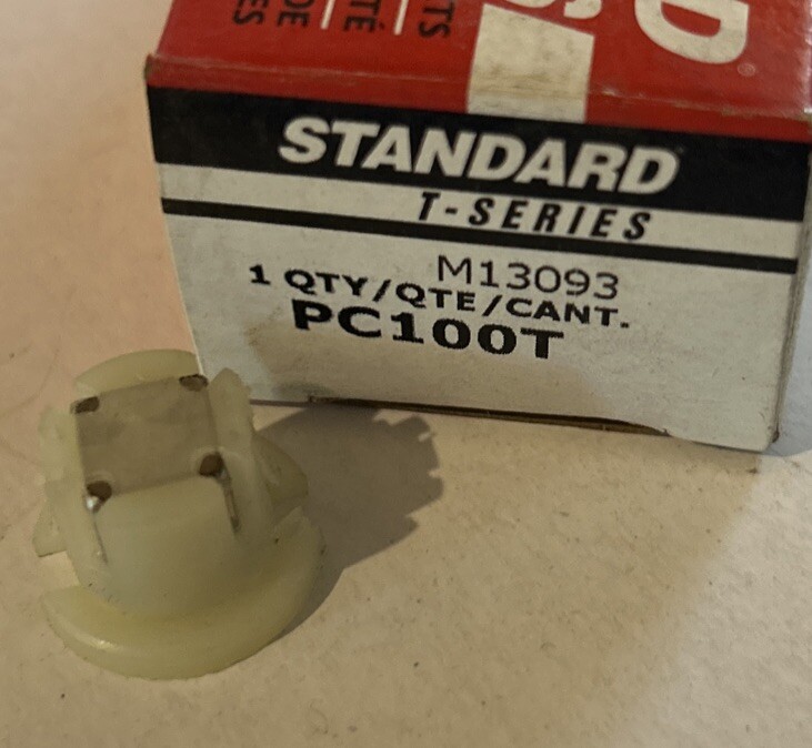 Engine Camshaft Position Sensor Interrupter Standard PC100T New Old Stock