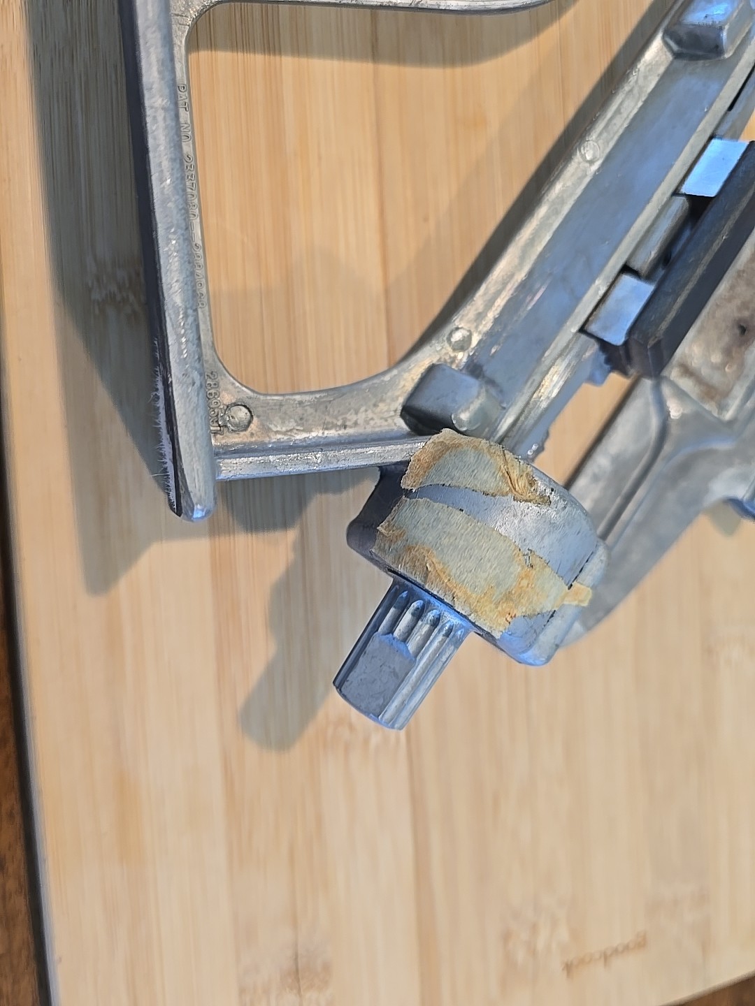 Bitzenburger Dial-O-Fletch Fletchmaster Jig with Right And Straight Clamps