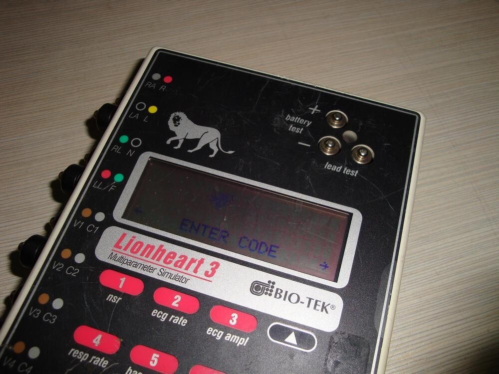 LCD Display Aging Fluke Bio-Tek Lionheart 3 Multiparameter Patient Simulator