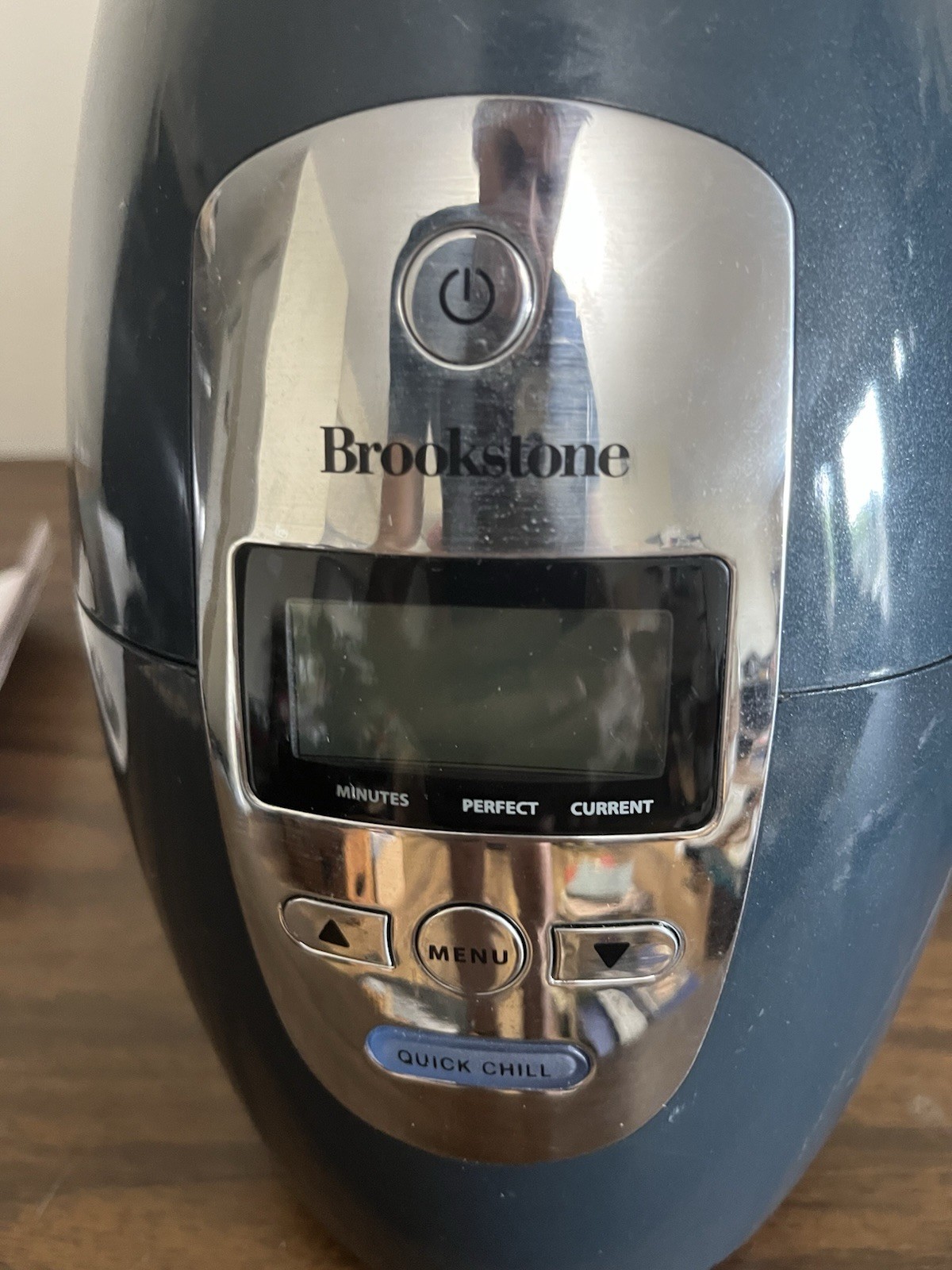 Brookstone Iceless Wine Chiller Works w Manual & Cord – Missing Insulator