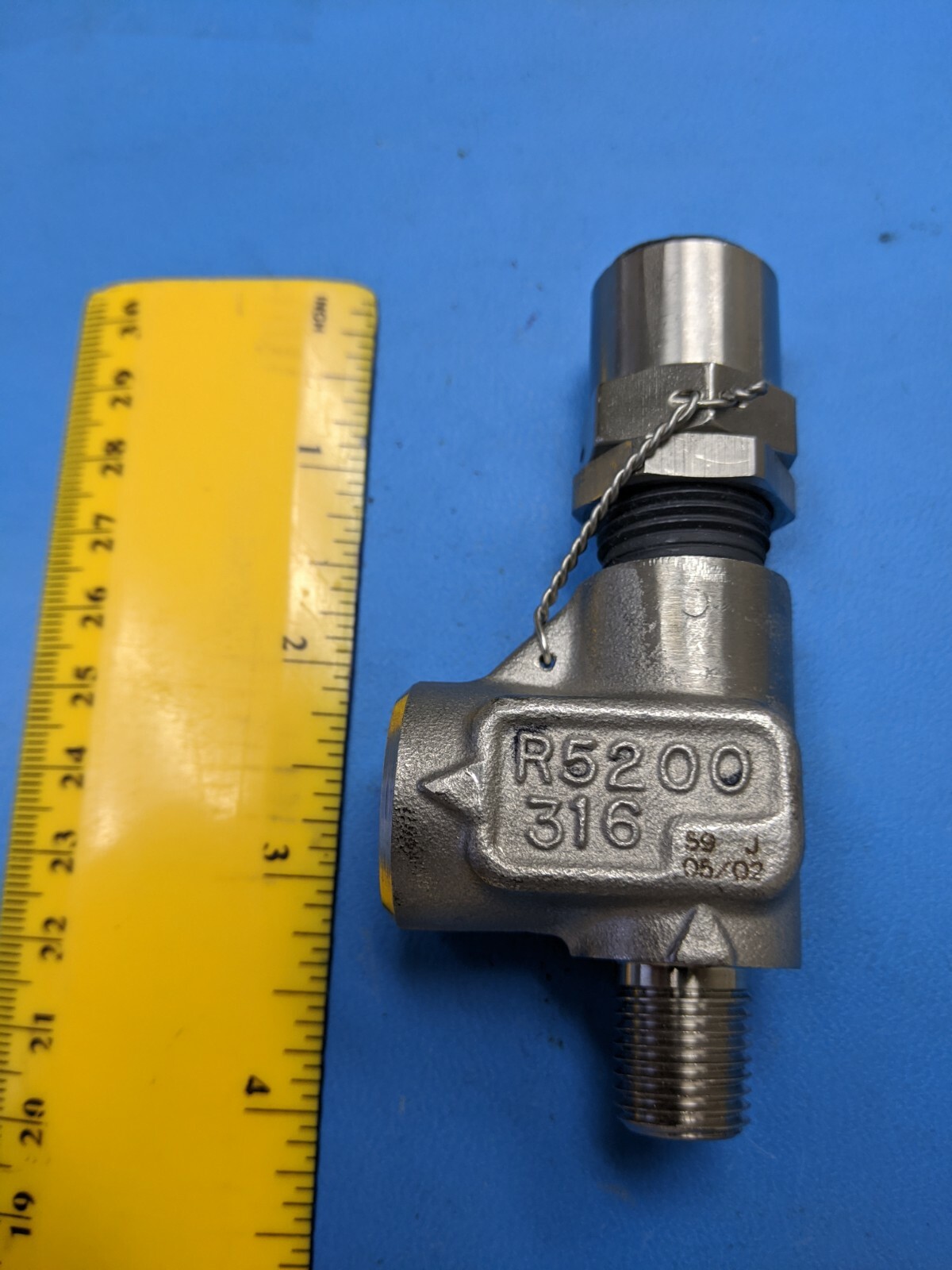 ADJUSTABLE RIGHT ANGEL RELIEF VALVES R5200 SERIES , MR5259T1-2MP-4   ( ONE )