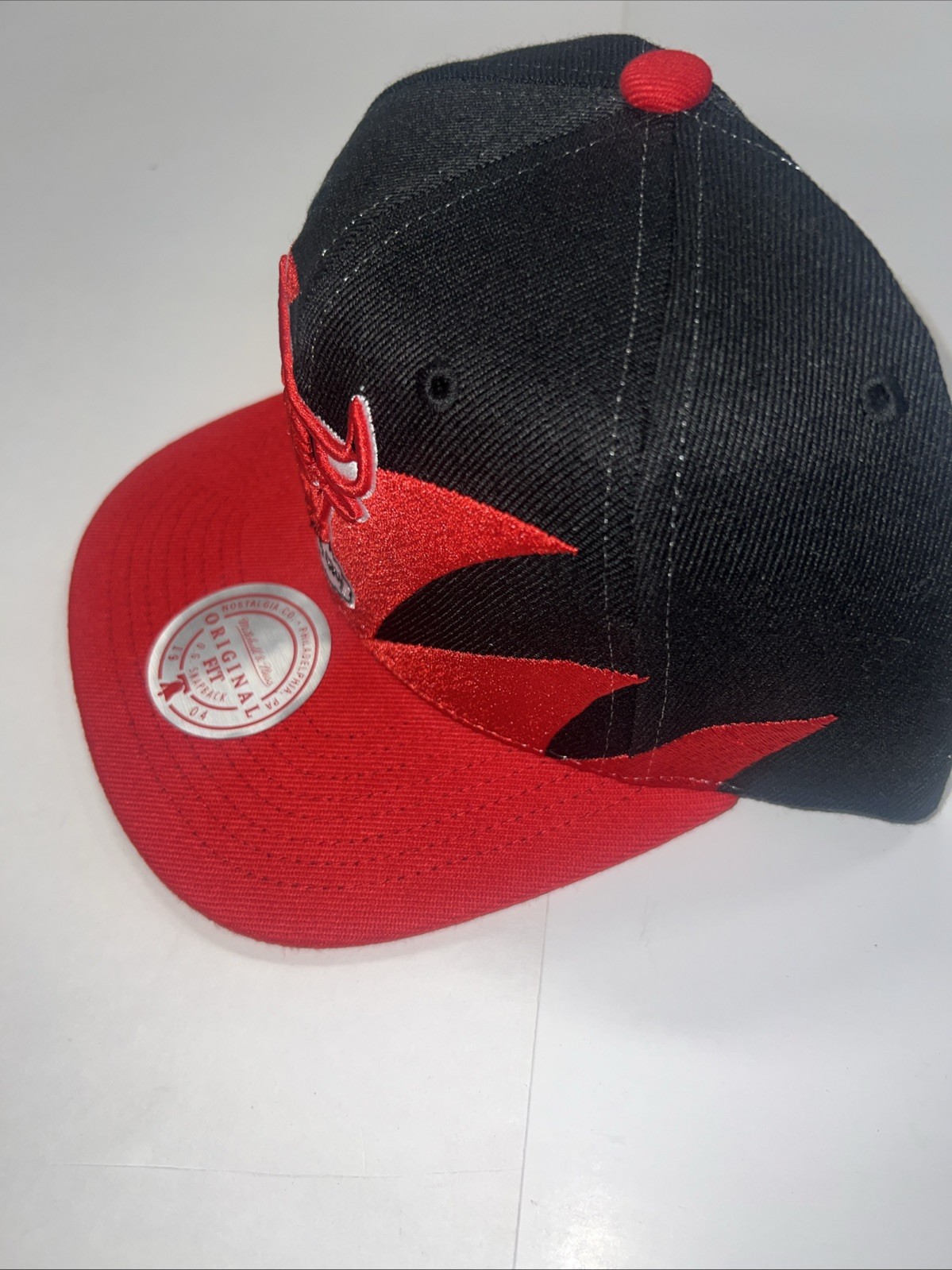 Mitchell & Ness NBA Chicago Bulls Sharktooth Black/Red Snapback Hat NEW