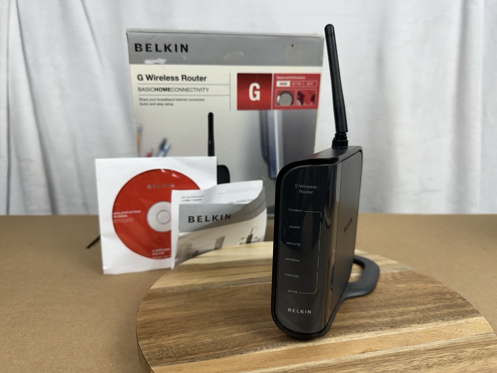 Belkin G Wireless Router F5D7234-4 10/100 4 port works